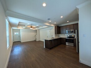322 Untermaier St in New Braunfels, TX - Building Photo - Building Photo