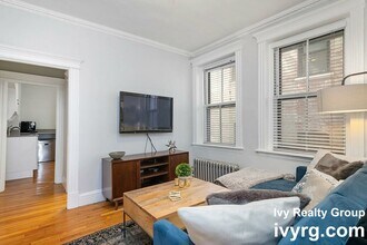 70 Phillips St in Boston, MA - Foto de edificio - Building Photo