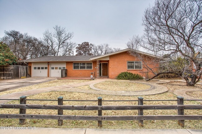 property at 3608 43rd St