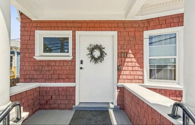 1810 Adeline St in Oakland, CA - Foto de edificio - Building Photo