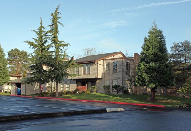 Easthill Apartments in Kent, WA - Building Photo - Building Photo