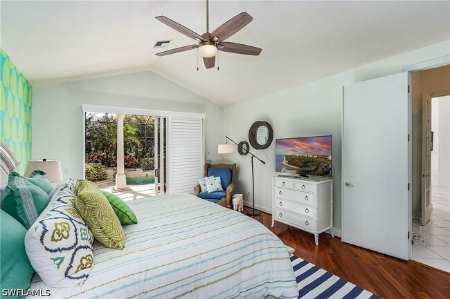 property at 720 Turkey Oak Ln