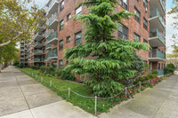 2520 Batchelder St in Brooklyn, NY - Building Photo - Building Photo