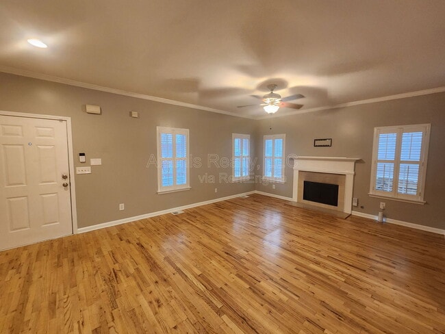 587 Delbridge St NW in Atlanta, GA - Building Photo - Building Photo