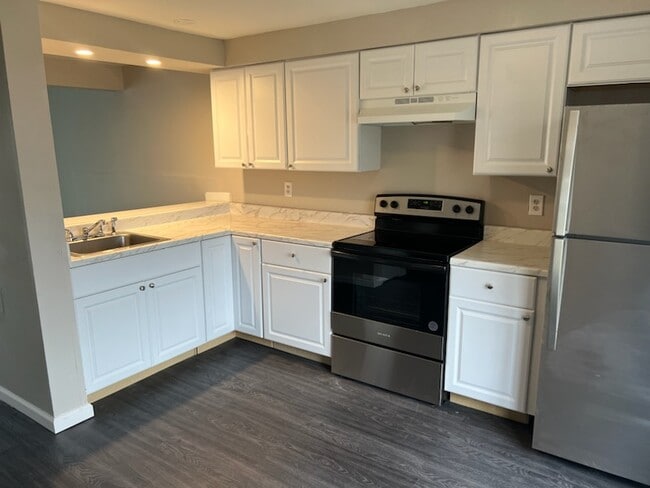 property at 7211 Branchwood Pl