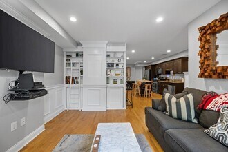 754 E 4th St in Boston, MA - Building Photo - Building Photo