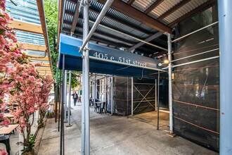 930 1st Ave in New York, NY - Building Photo - Building Photo