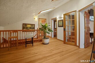 45 W North St in Stamford, CT - Foto de edificio - Building Photo