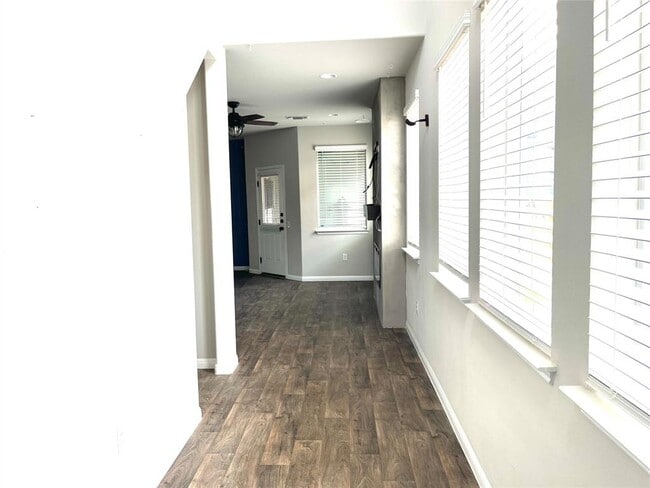14110 Luisium View in Pflugerville, TX - Foto de edificio - Building Photo
