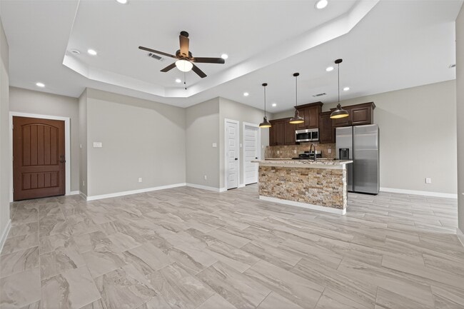 property at 1107 Lyle W Ave