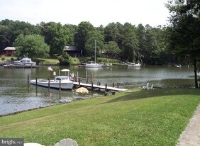 13101 Harbor Ln in Lusby, MD - Building Photo