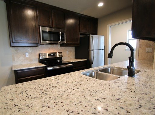 158-160 Crossbow Ct in Weatherford, TX - Building Photo - Building Photo