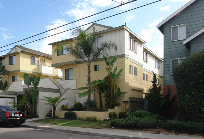 1459-1485 Hemlock Ave in Imperial Beach, CA - Building Photo - Building Photo