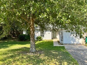 2987 Windsor Cir in Crestview, FL - Building Photo - Building Photo