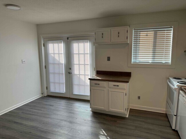 2503 Redwood Ct-Unit -4 in Albany, GA - Building Photo - Building Photo