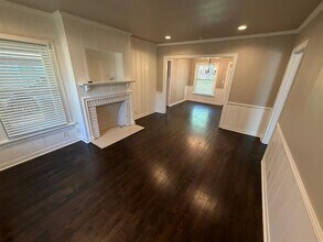 4332 Calmont Ave in Fort Worth, TX - Building Photo - Building Photo