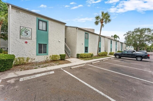 11525 8th Way N
