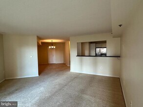 2181 Jamieson Ave in Alexandria, VA - Building Photo - Building Photo