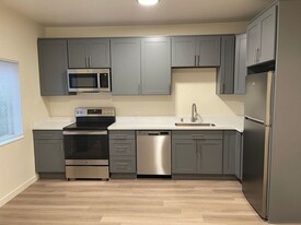 Minor Tower Apartments - Located in Eastlake in Seattle, WA - Building Photo