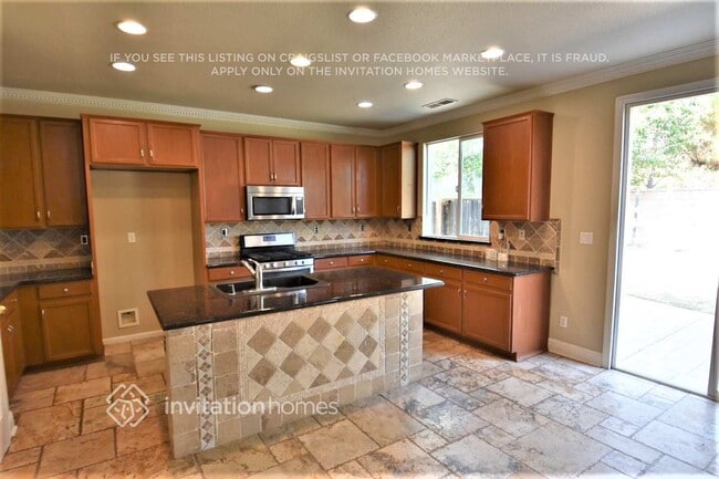 1492 Drummond Ln in Lincoln, CA - Building Photo - Building Photo