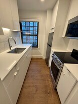 1172 Massachusetts Ave, Unit 214 in Cambridge, MA - Building Photo
