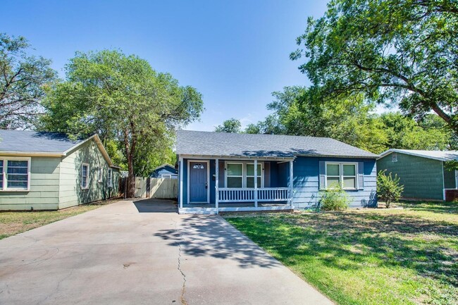 3312 30th St in Lubbock, TX - Building Photo - Building Photo