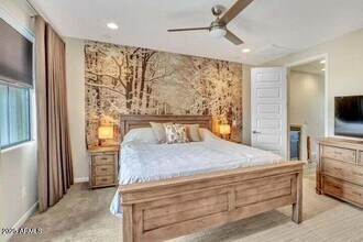 2090 S Dorsey Ln in Tempe, AZ - Building Photo - Building Photo