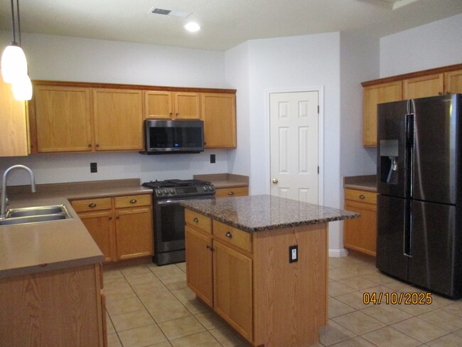 7301 Cedar Waxwing Pl NW in Albuquerque, NM - Foto de edificio - Building Photo