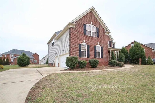 1608 Aringill Ln in Matthews, NC - Building Photo - Building Photo