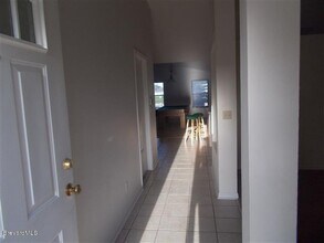 1220 Ambra Dr in Melbourne, FL - Building Photo - Building Photo