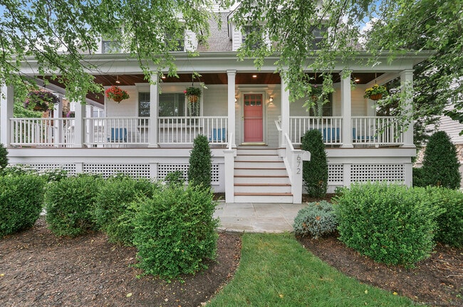 property at 672 Rowland Rd