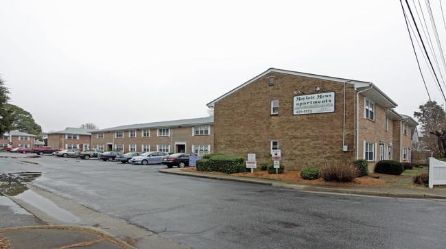 Mayfair Mews Apartments in Virginia Beach, VA - Building Photo - Building Photo