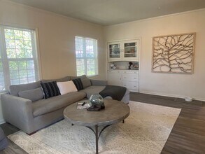 4758 Harrison St in Pleasanton, CA - Building Photo - Building Photo