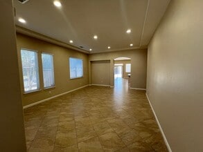 2401 Latour Ct in Modesto, CA - Building Photo - Building Photo