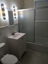 30 Henry Ave, Unit 2 in Lynn, MA - Building Photo - Building Photo