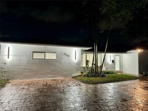4719 Madison St in Hollywood, FL - Building Photo - Building Photo