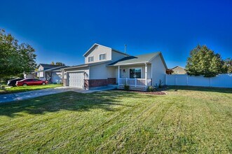 1718 W 400 S in Lehi, UT - Building Photo - Building Photo