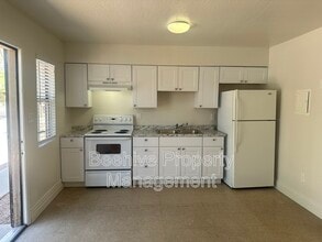 1102 E Polk St in Phoenix, AZ - Building Photo - Building Photo