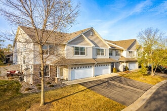 Liberty Park Condominiums in Northfield, MN - Foto de edificio - Building Photo