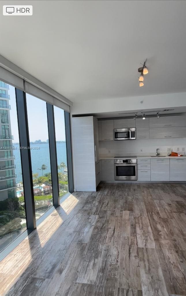 property at 650 NE 32nd St