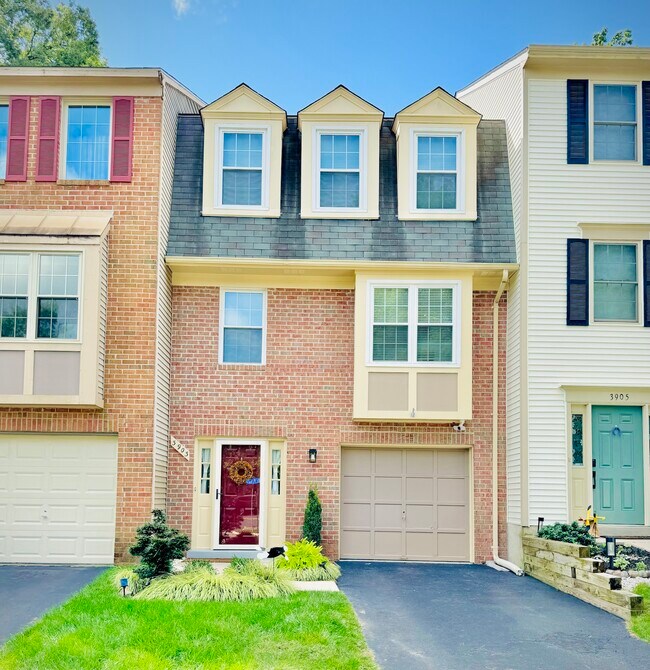 3903 Collis Oak Ct Rentals in Fairfax, VA