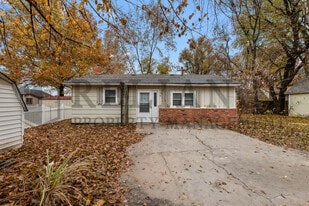 209 N Topeka St in Haven, KS - Building Photo