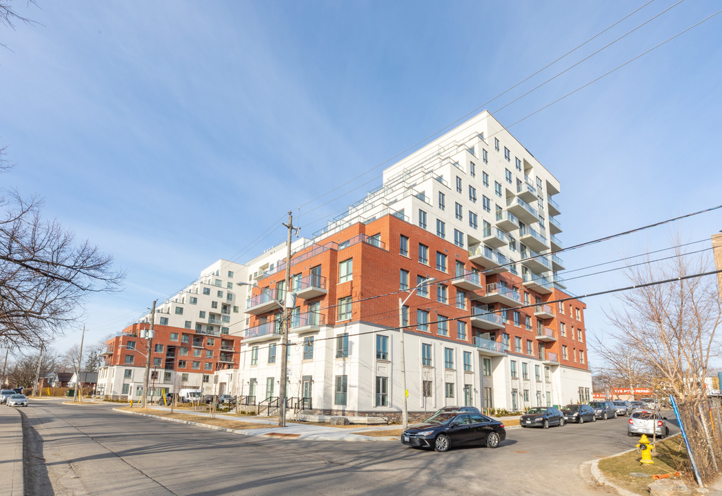 Haven on the Bluffs Residential in Toronto, ON - Building Photo