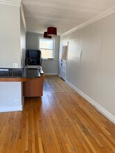 1750 W Granville Ave in Chicago, IL - Building Photo - Building Photo