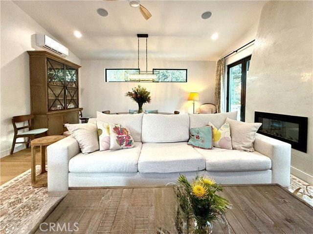 453 E Grand View Ave in Sierra Madre, CA - Building Photo - Building Photo