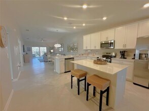 14221 Heritage Landing Blvd in Punta Gorda, FL - Building Photo - Building Photo