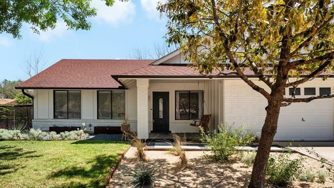 property at 6601 Blarwood Dr