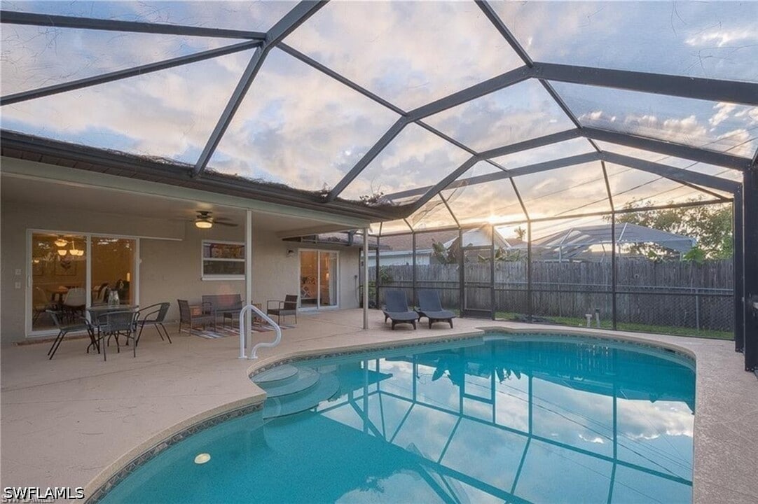 731 104th Ave N in Naples, FL - Building Photo