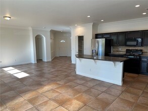 5511 Meedeldale St in North Las Vegas, NV - Building Photo - Building Photo