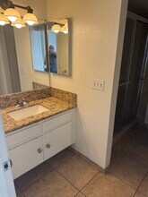4686 Pinecrest Cir, Unit hb in Huntington Beach, CA - Foto de edificio - Building Photo